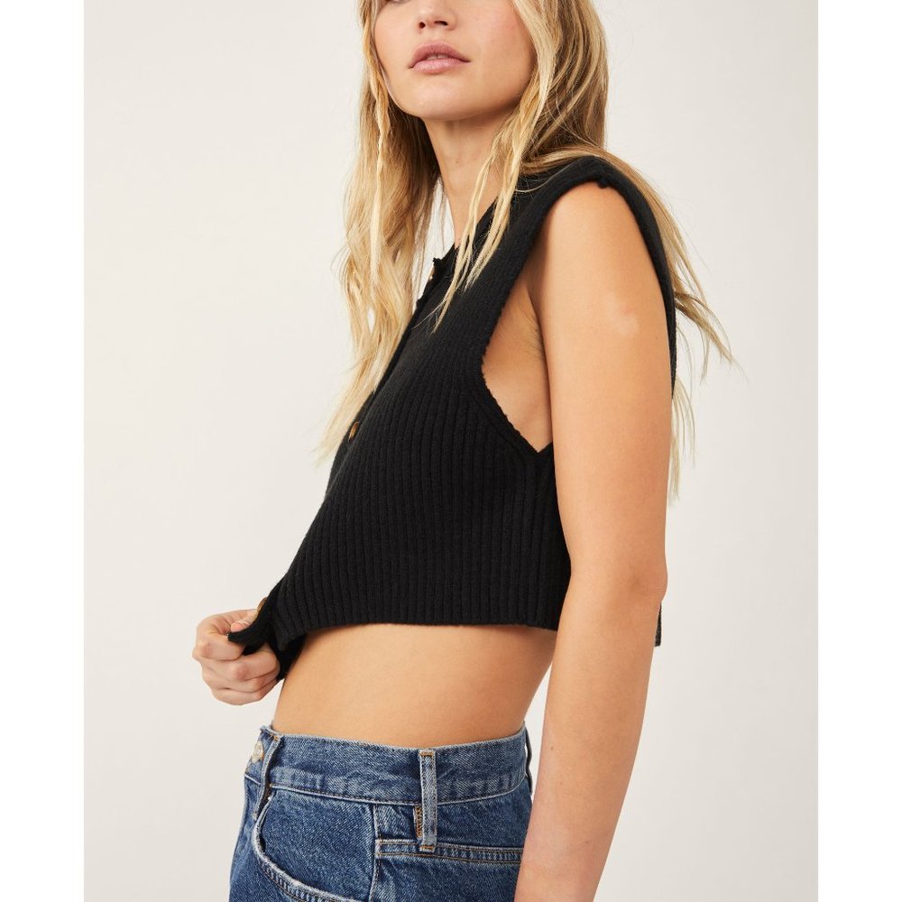 🎉LAST CHANCE🎉 FREE PEOPLE Naiome Micro Vest / Black - Picture 2 of 8